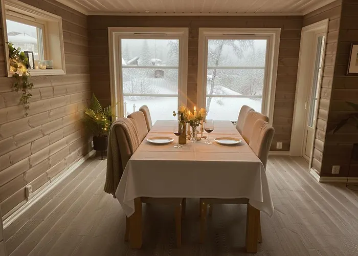 Cozy Family With Fireplace And Near Trails Lii