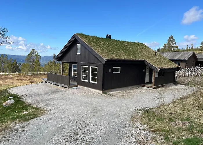 Cozy Family With Fireplace And Near Trails *
